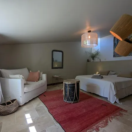 Panzió Maison Felisa Saint-Bauzely